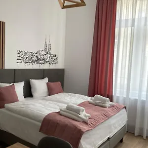 Aviendo Old Town Apartamento