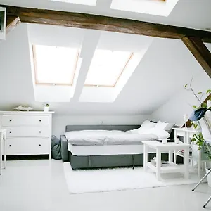 Apartmán Hoza Attic, Varšava